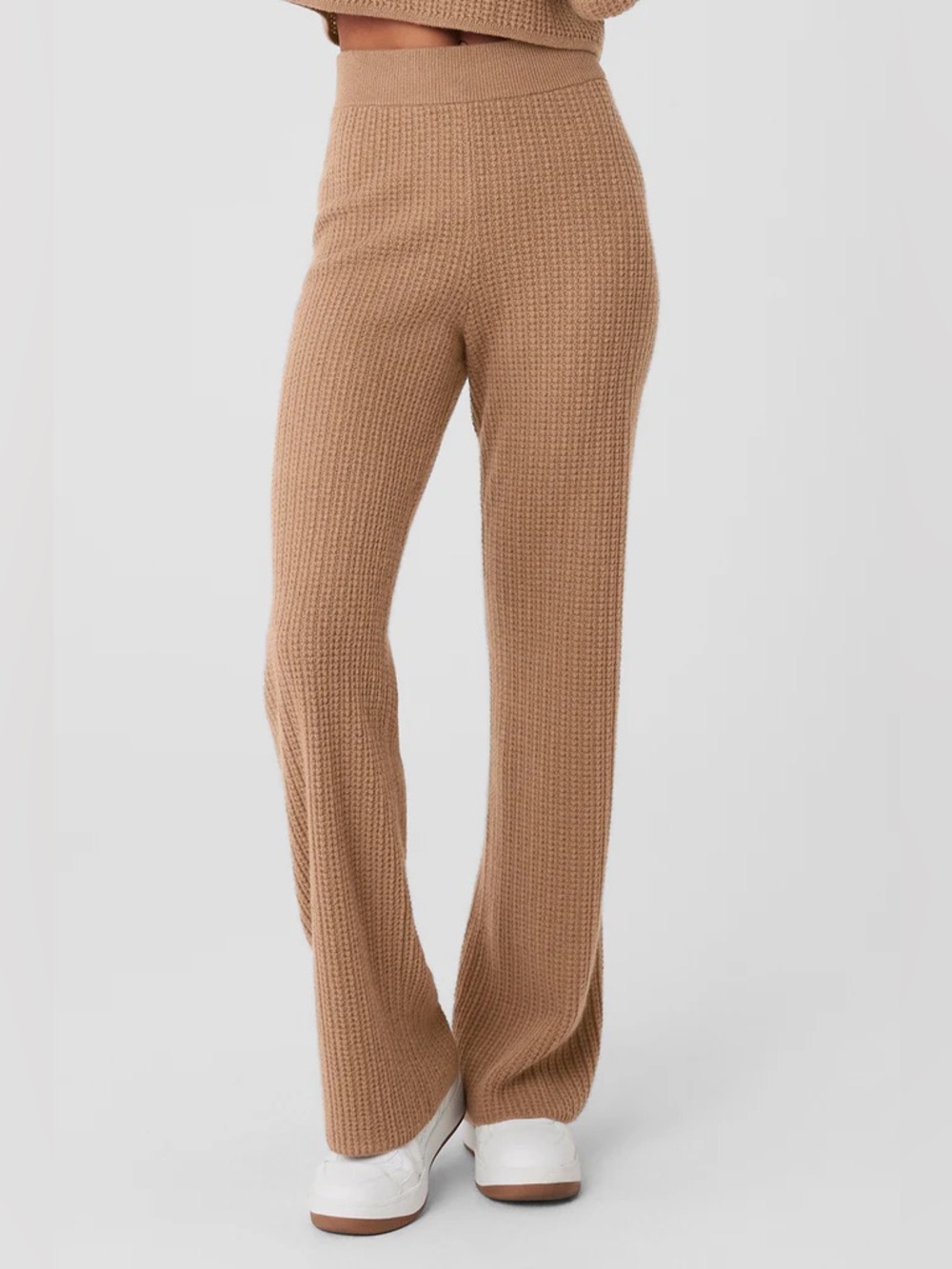 ALO Cashmere Set | Cashmere Plush Waffle Lounge Set Toasted Almond - Picture 13 of 16